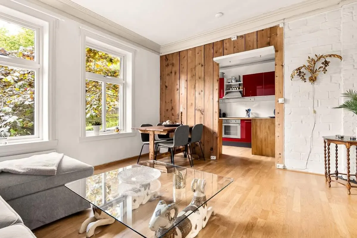 Dinbnb Apartments I Characteristic Townhouse With Bathtub Берген